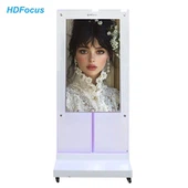 Vertikalus dvigubas šoninis LCD monitoriaus reklama „Android Media Player“